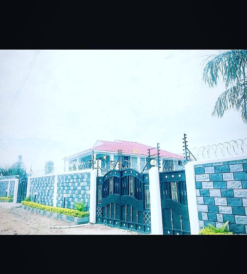 Sofitel 3 Bedrooms Own Compound Mamboleo Kisumu Exteriör bild